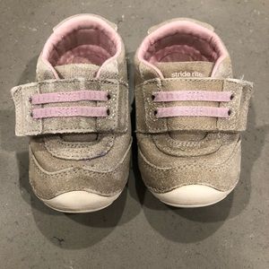 Toddler Girls Stride Rite Sneakers - SZ 5.5W